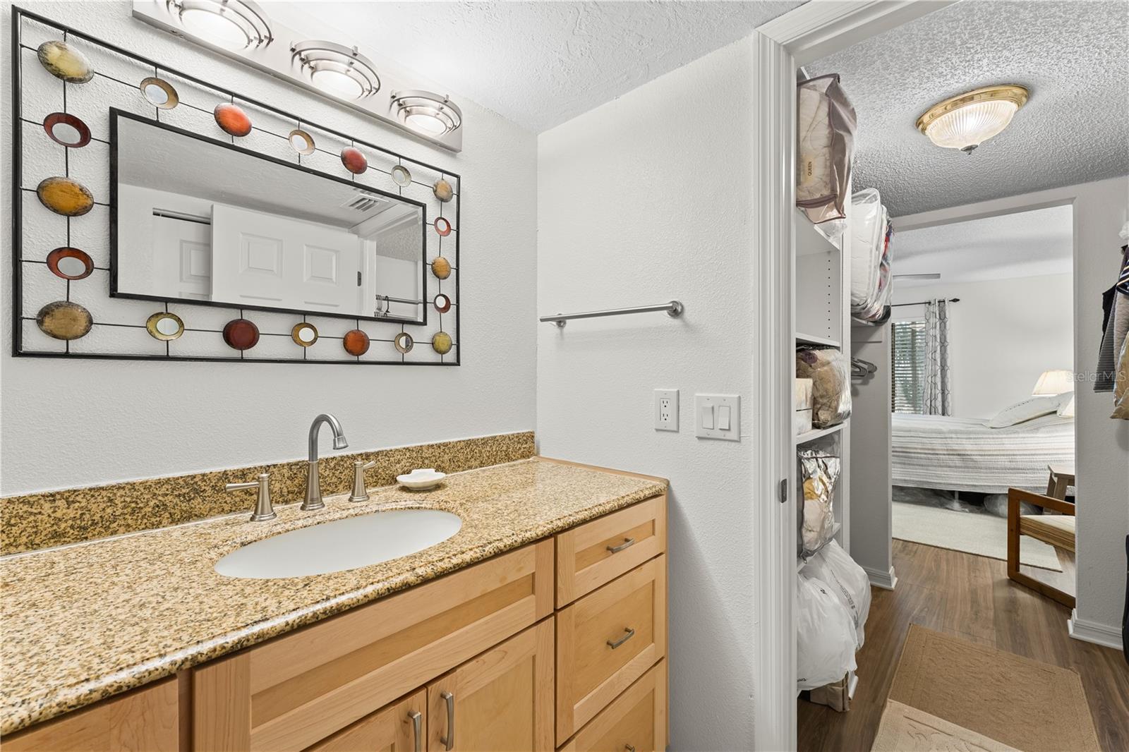 Image 26 of 39 For 7310 Sunshine Skyway Lane S 112