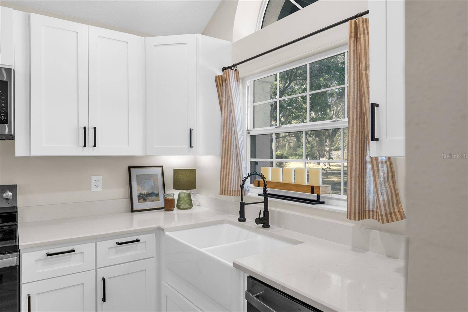 Image 13 of 61 For 1216 Linmar Avenue