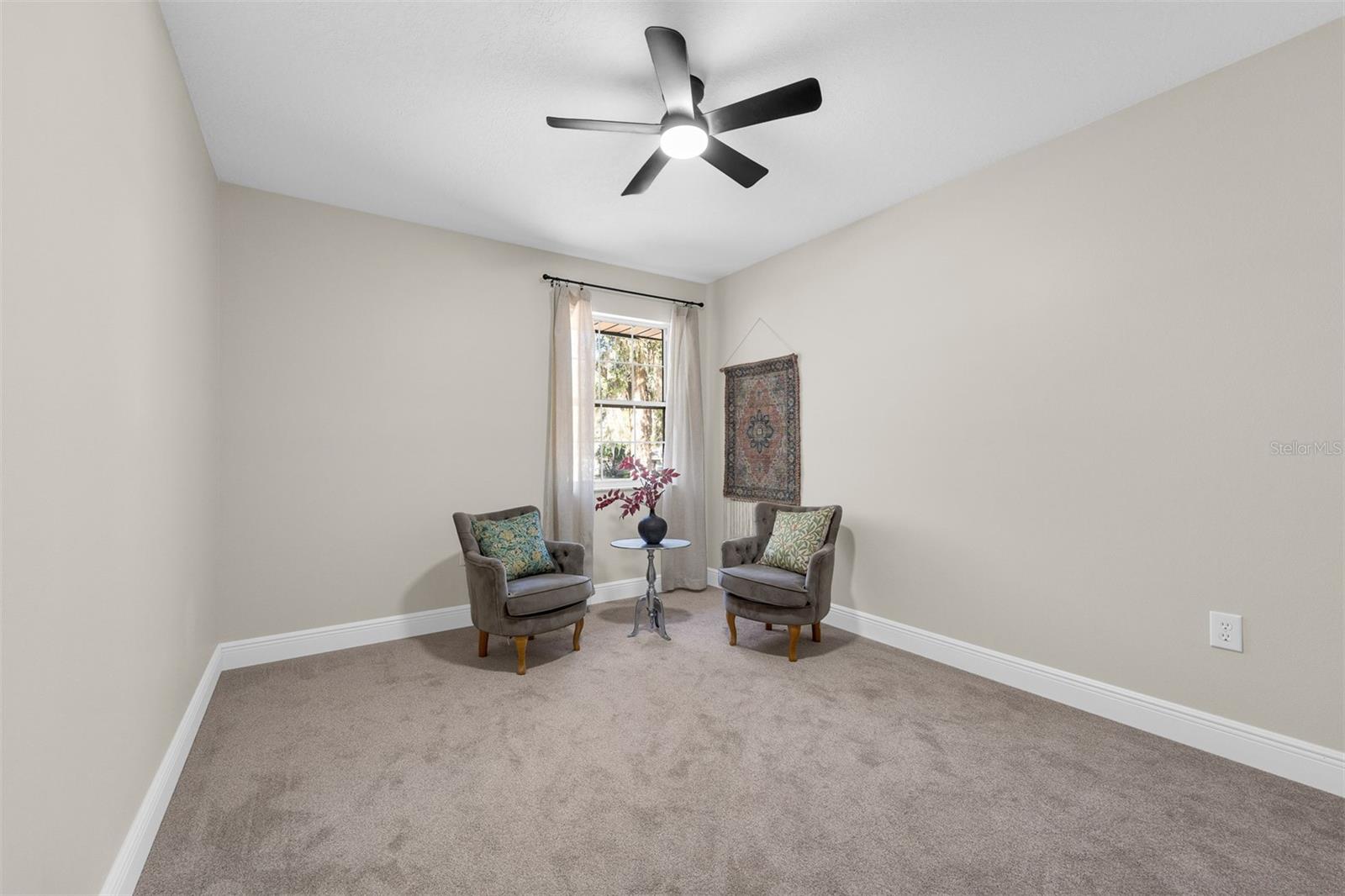 Image 36 of 61 For 1216 Linmar Avenue