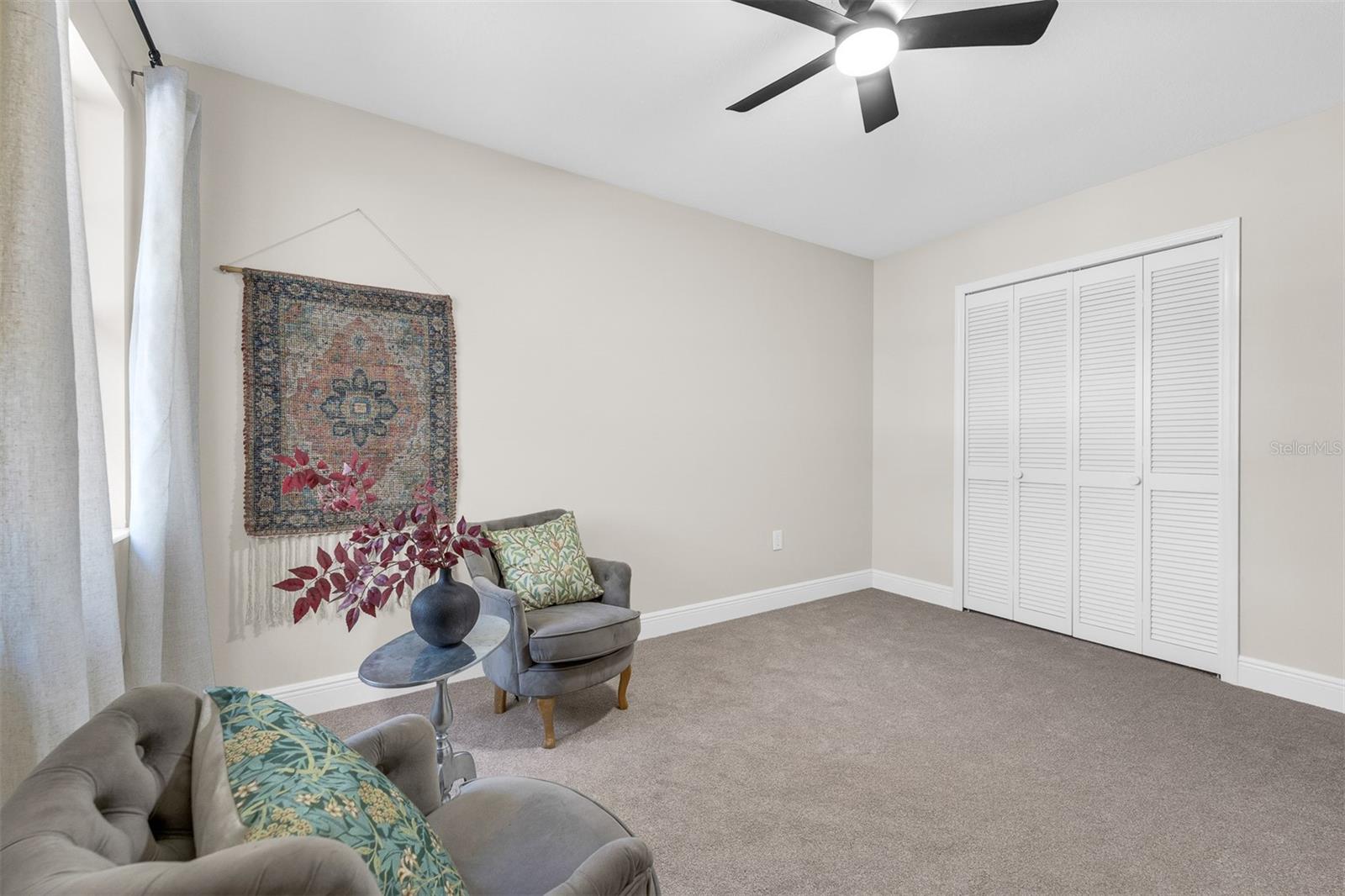 Image 37 of 61 For 1216 Linmar Avenue