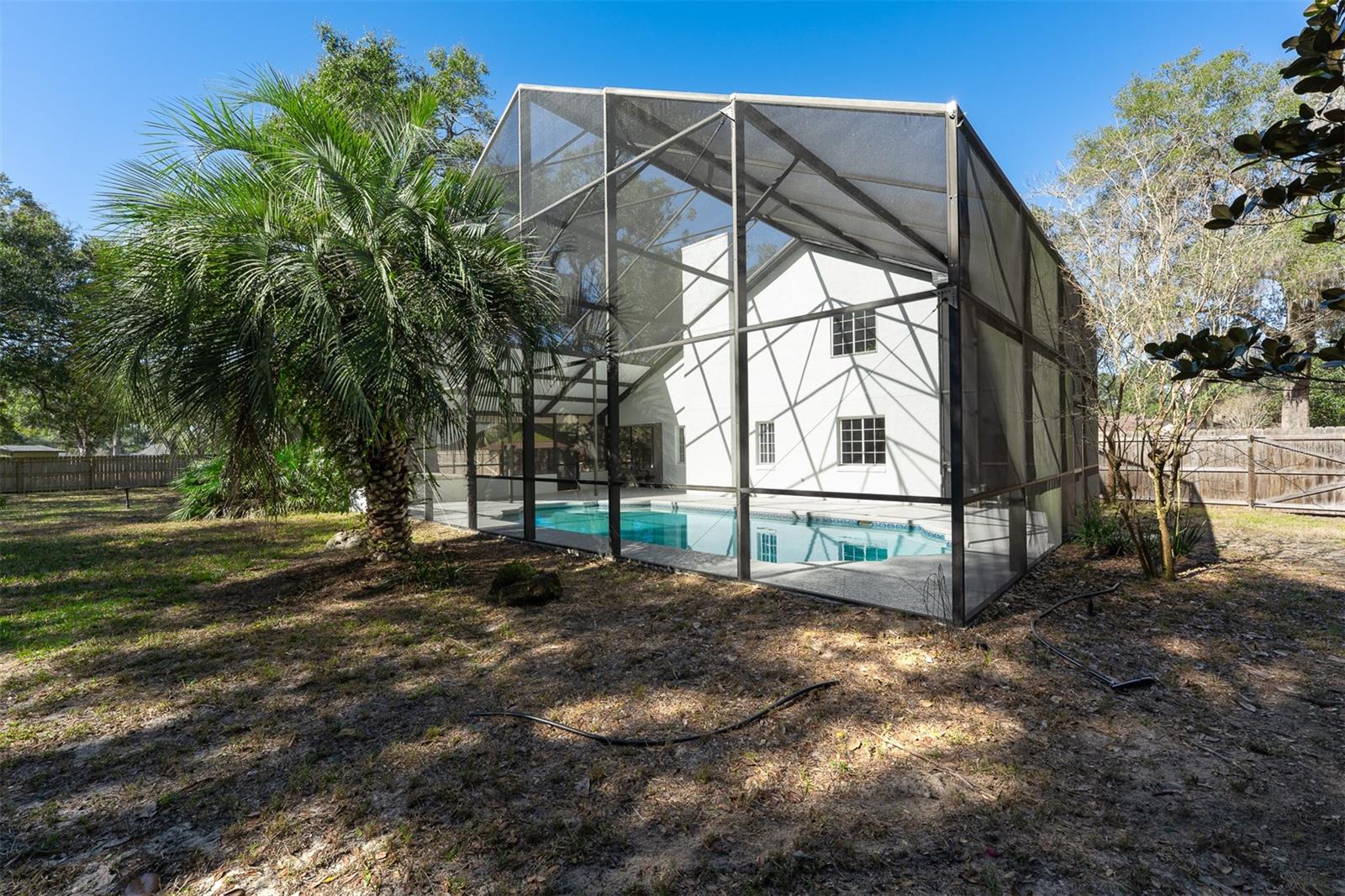 Image 40 of 61 For 1216 Linmar Avenue