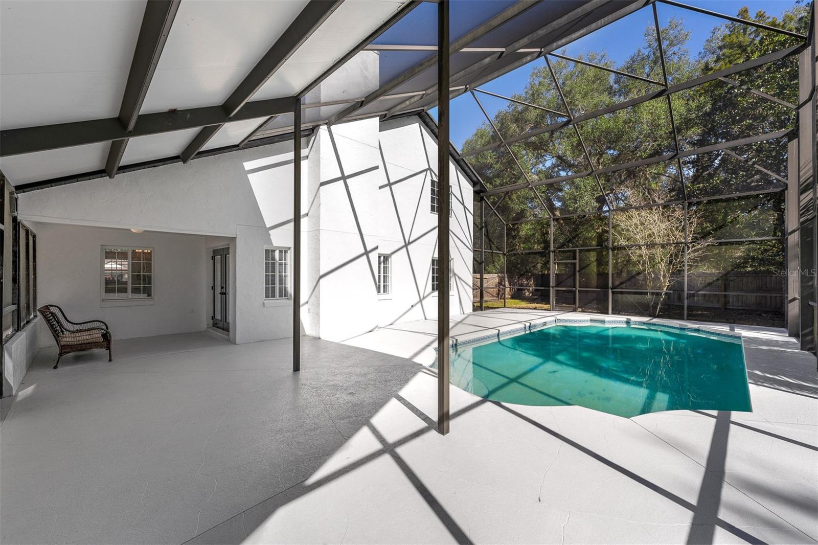 Image 41 of 61 For 1216 Linmar Avenue