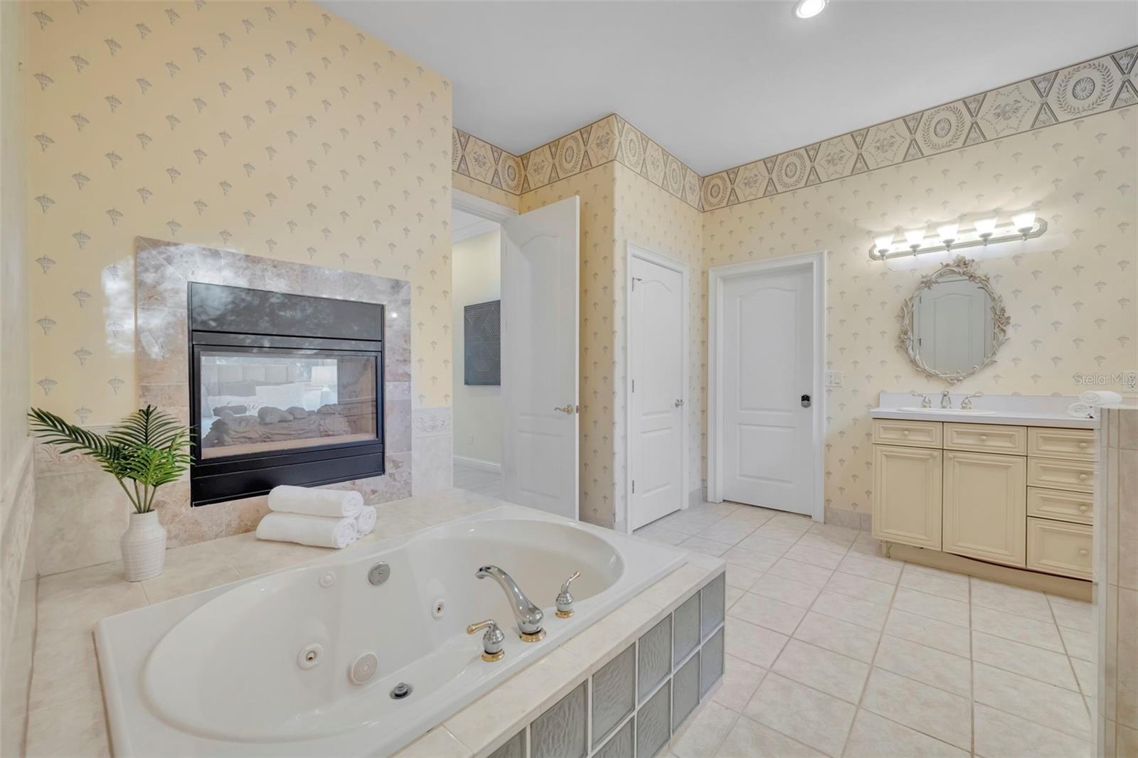 Image 17 of 54 For 641 Pine Hill Boulevard