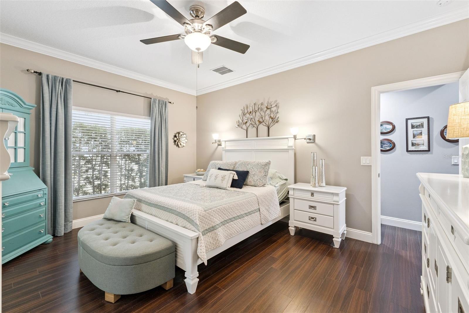 Image 17 of 42 For 5463 Gemgold Court