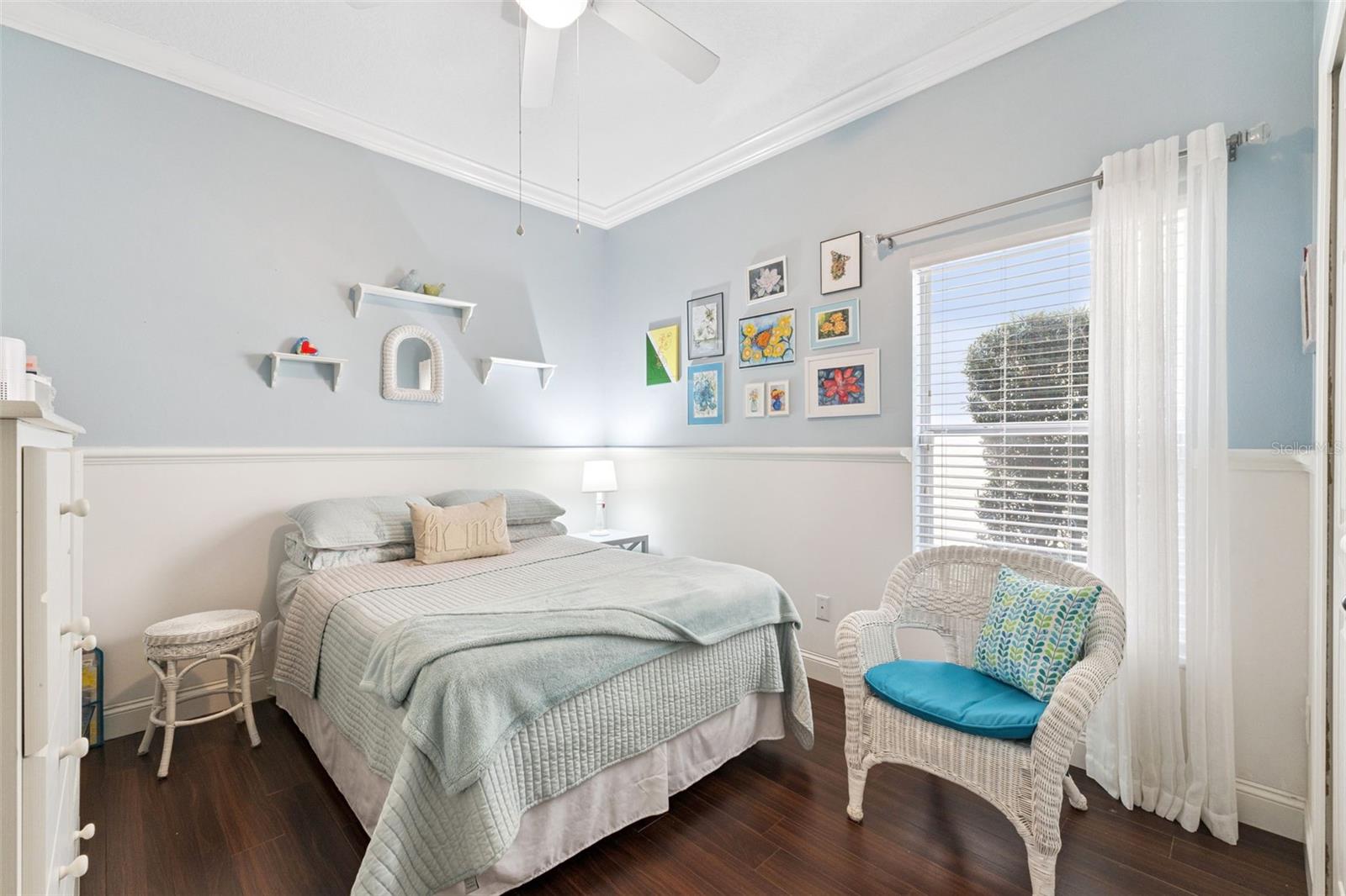 Image 22 of 42 For 5463 Gemgold Court