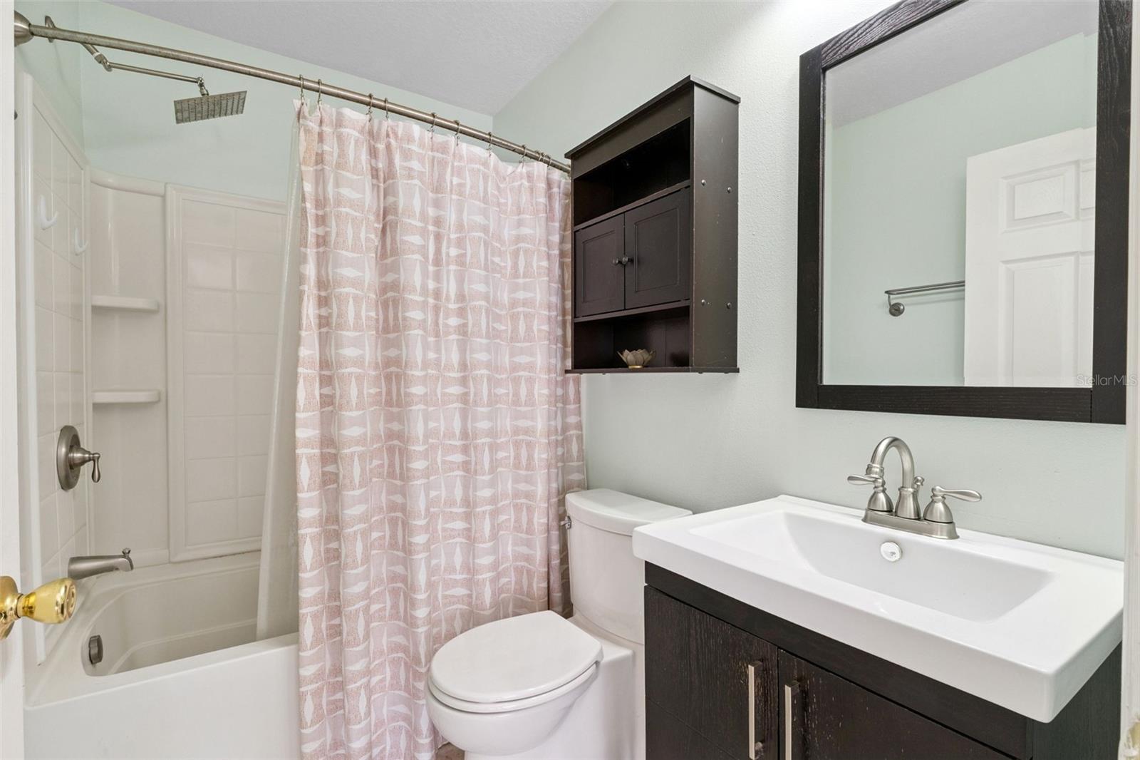 Image 26 of 42 For 5463 Gemgold Court