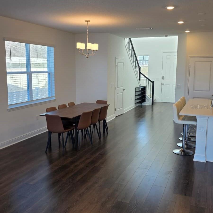 Image 10 of 39 For 2068 Asher Avenue