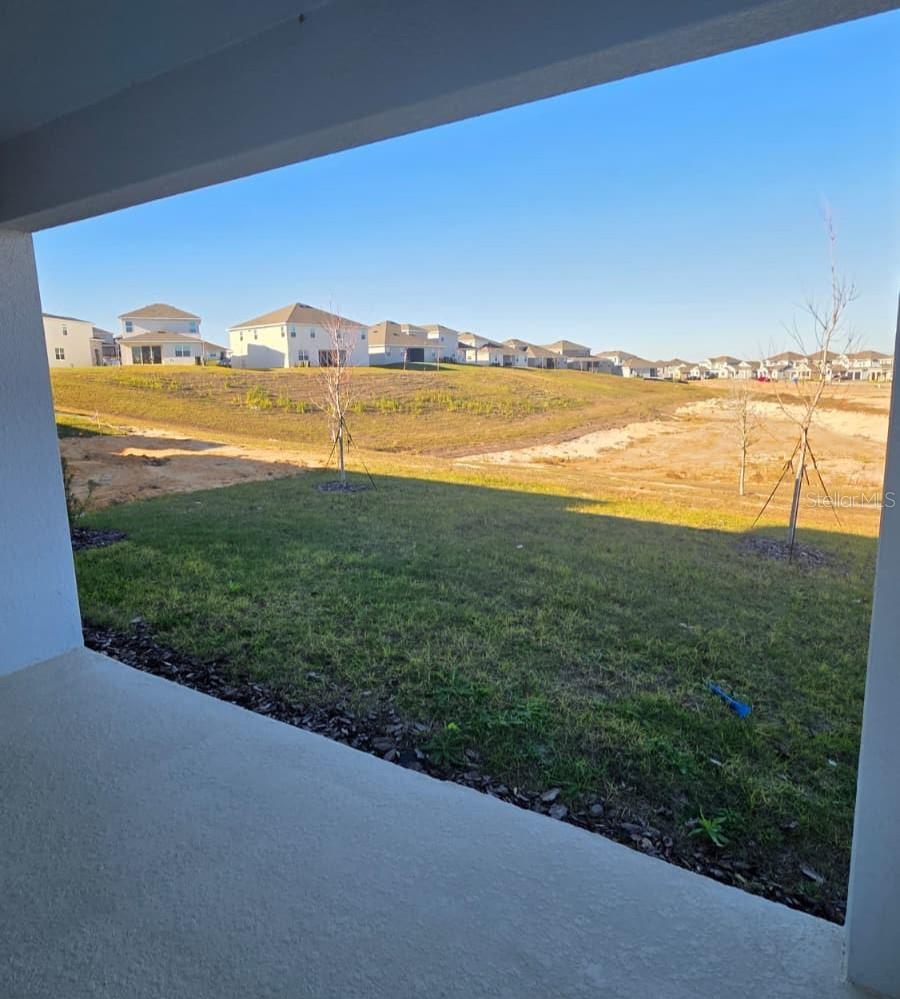 Image 14 of 39 For 2068 Asher Avenue