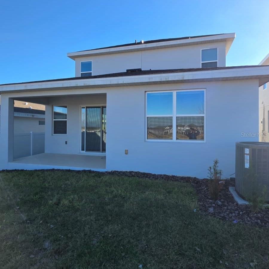 Image 16 of 39 For 2068 Asher Avenue