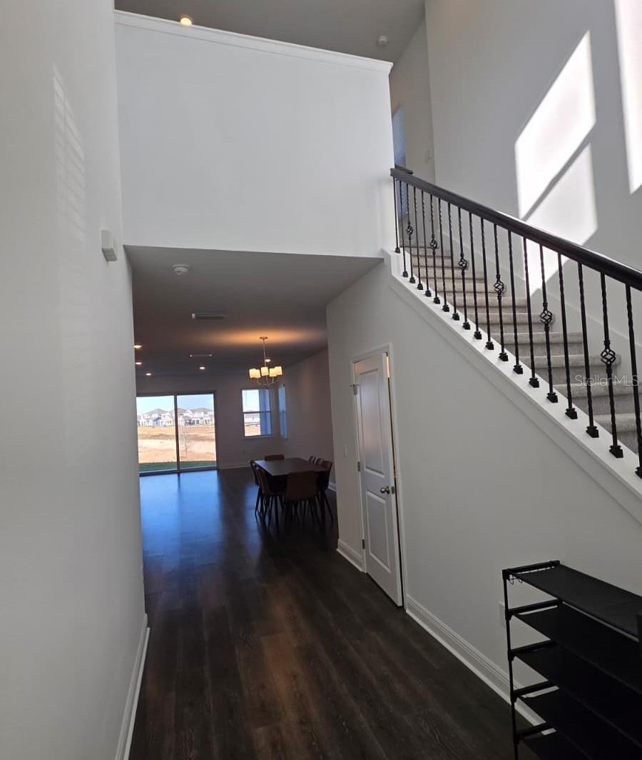 Image 3 of 39 For 2068 Asher Avenue