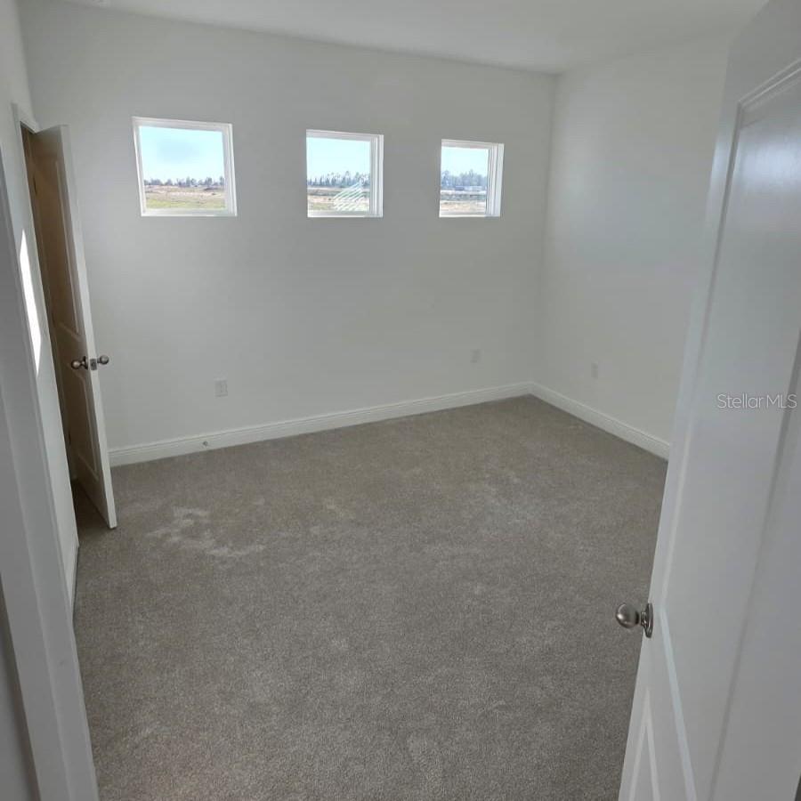 Image 32 of 39 For 2068 Asher Avenue