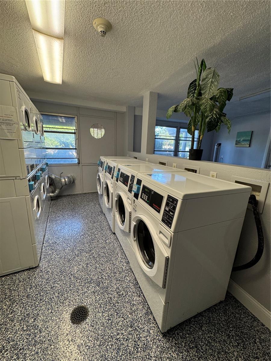 Image 11 of 19 For 3315 58th Avenue S 109