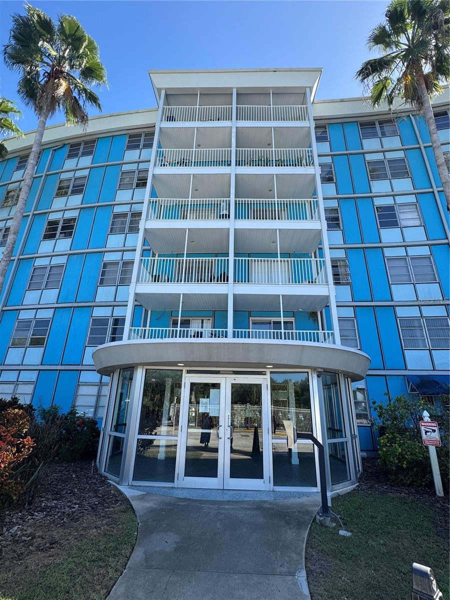 Image 16 of 19 For 3315 58th Avenue S 109