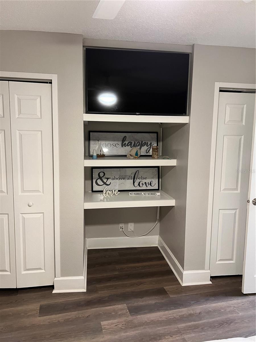 Image 7 of 19 For 3315 58th Avenue S 109