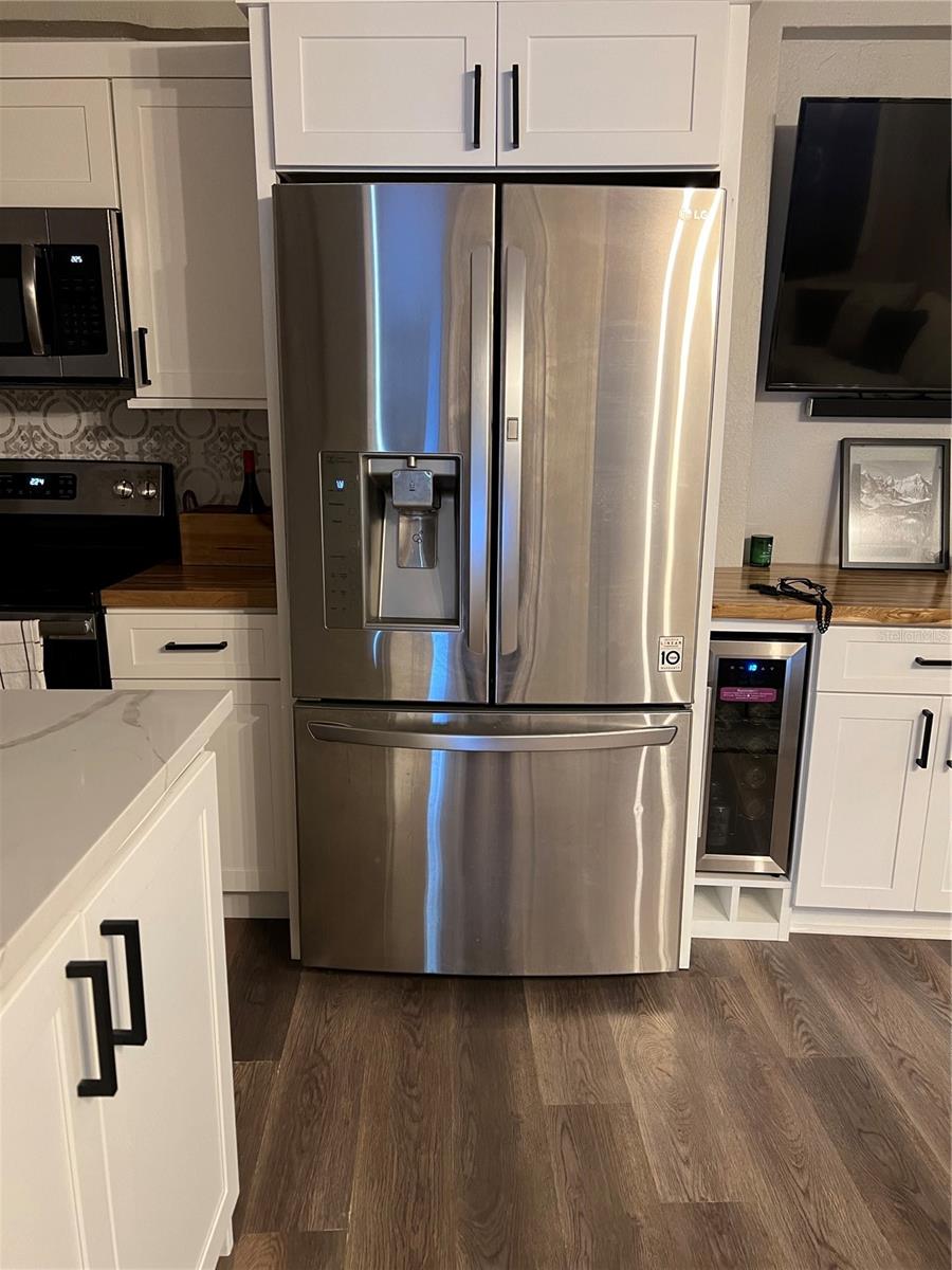 Image 8 of 19 For 3315 58th Avenue S 109