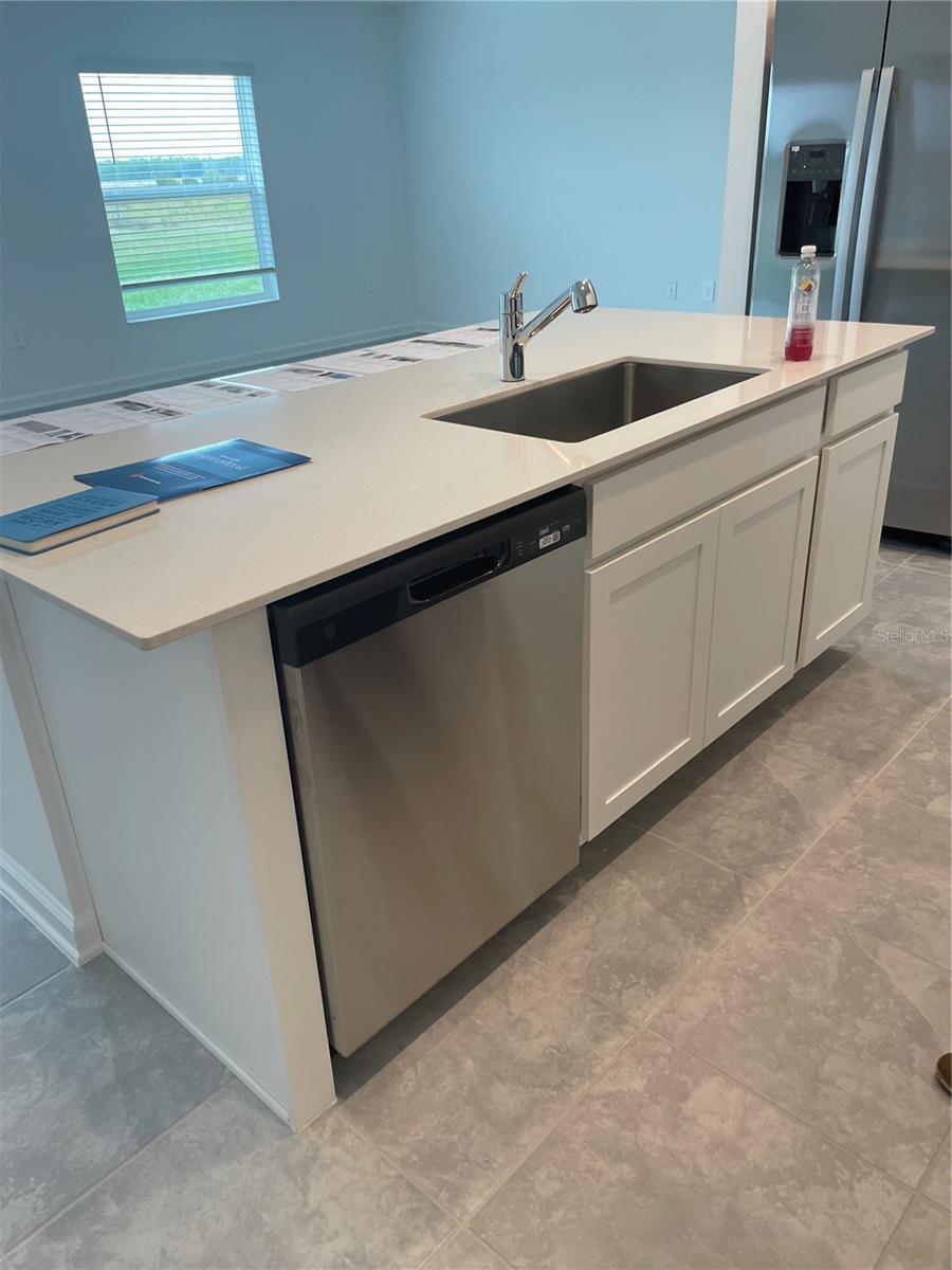 Image 11 of 17 For 612 Daring Drive