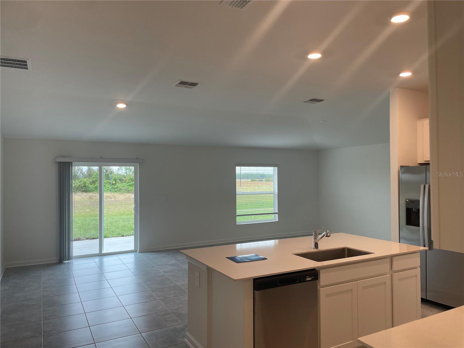 Image 3 of 17 For 612 Daring Drive