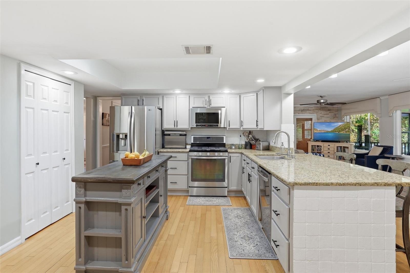 Image 18 of 63 For 138 Wagon Wheel Way