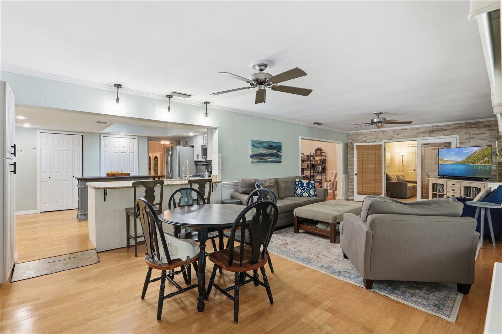 Image 27 of 63 For 138 Wagon Wheel Way