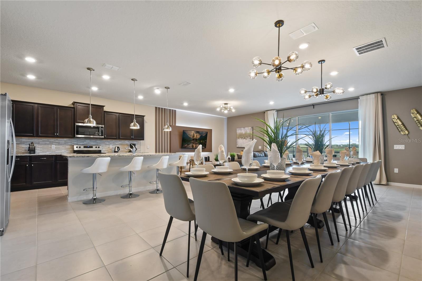 Image 11 of 65 For 2176 Lelani Circle