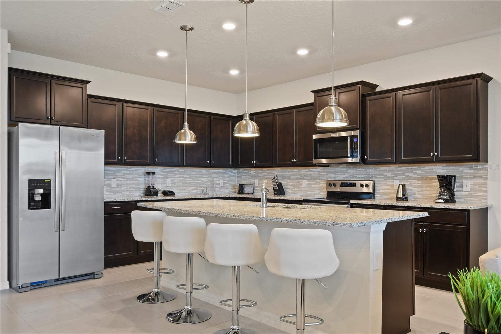 Image 15 of 65 For 2176 Lelani Circle