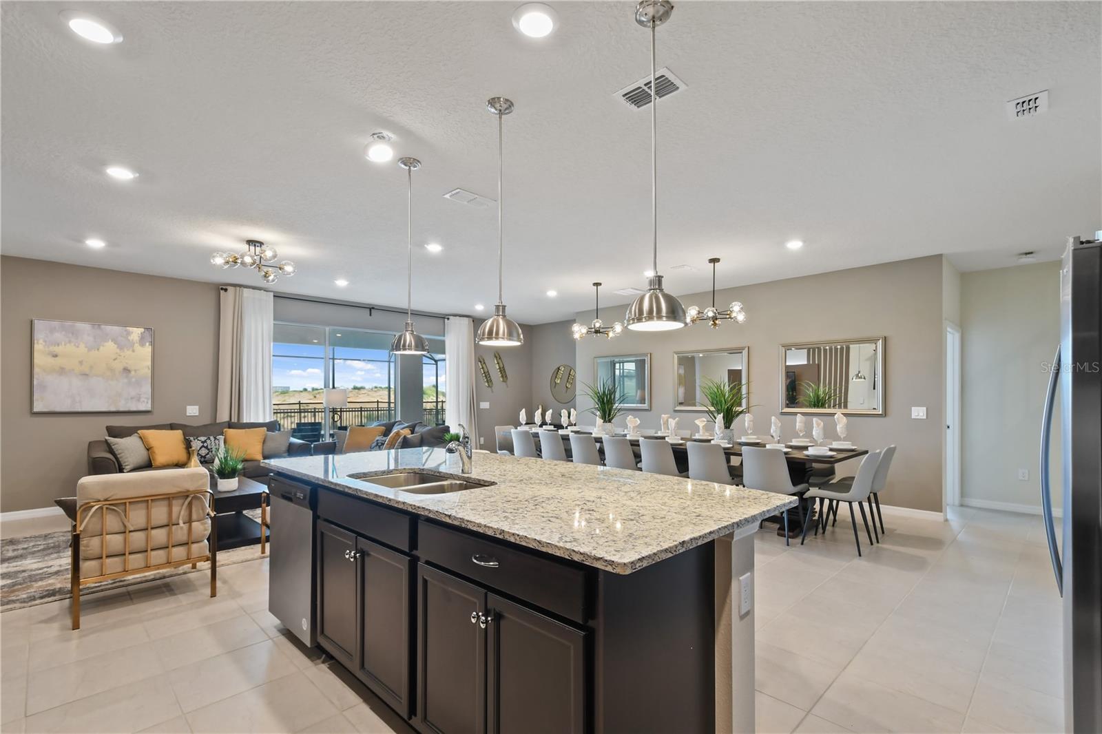 Image 16 of 65 For 2176 Lelani Circle