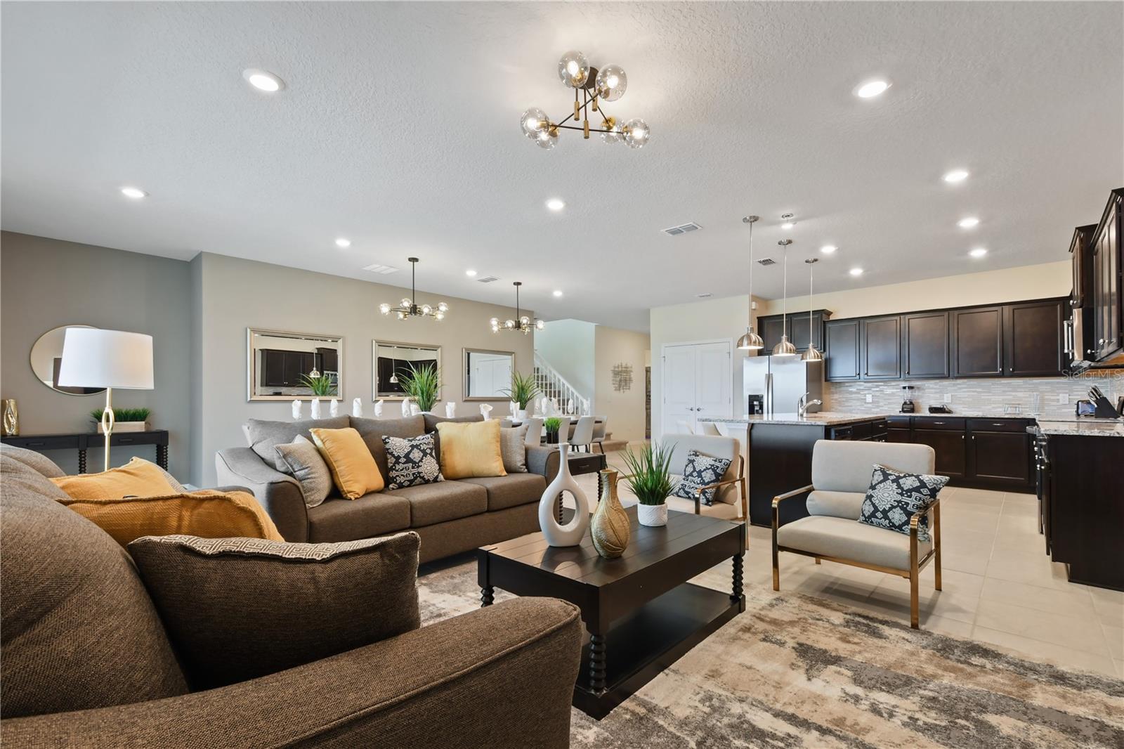 Image 20 of 65 For 2176 Lelani Circle