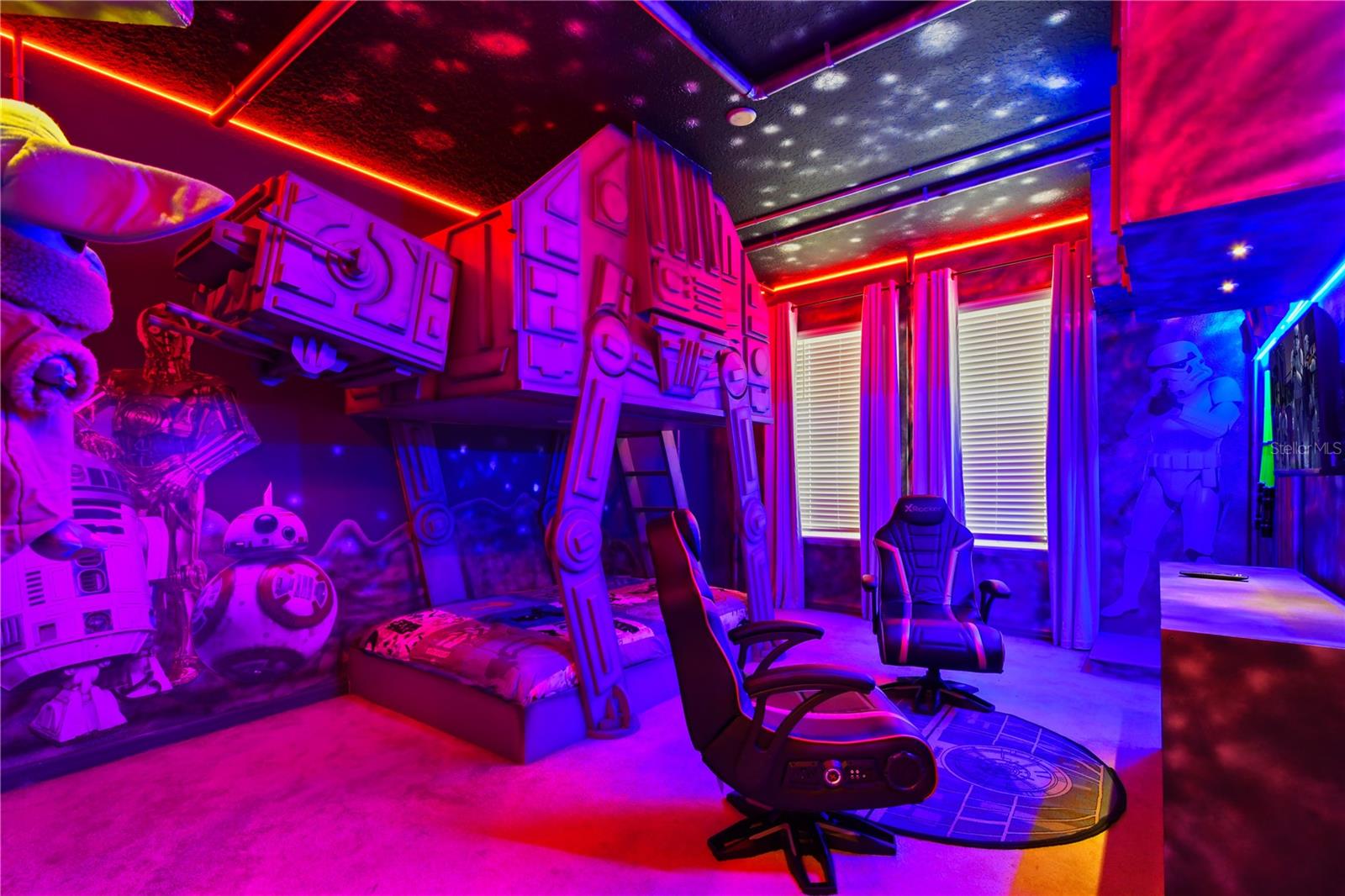 Image 26 of 65 For 2176 Lelani Circle