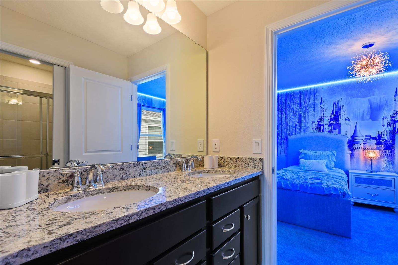 Image 42 of 65 For 2176 Lelani Circle