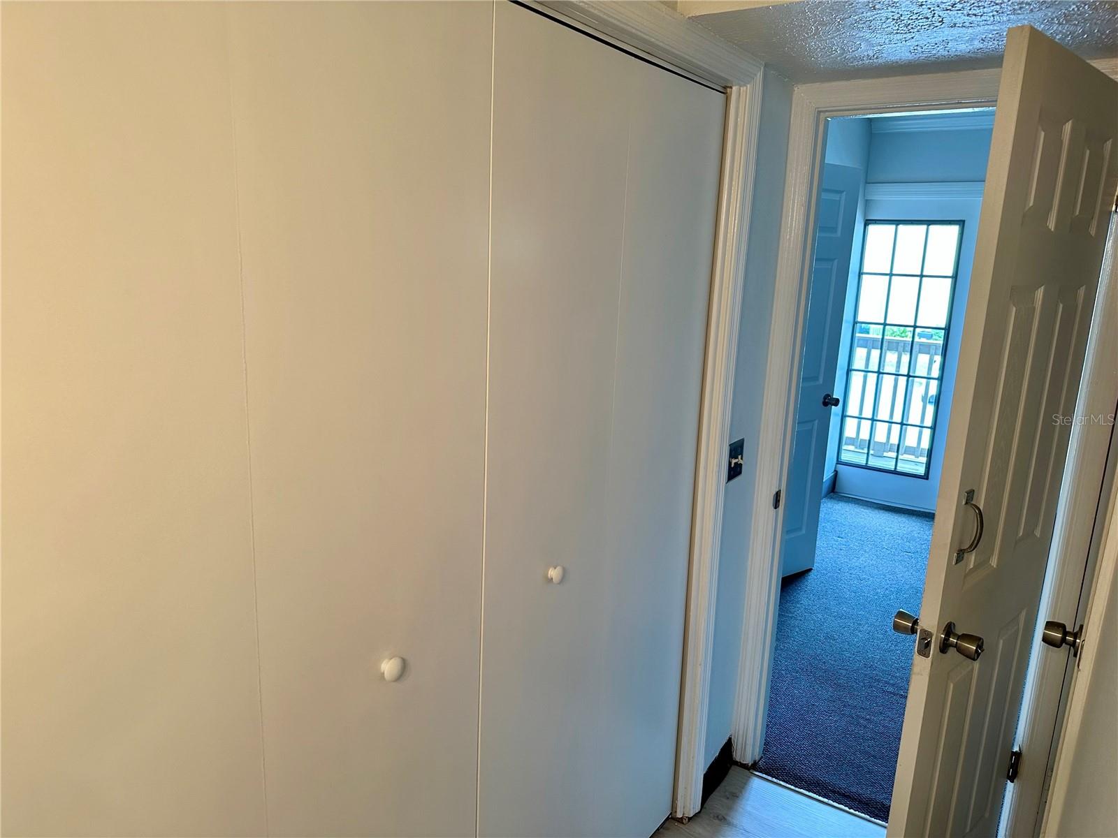 Image 11 of 18 For 435 Wymore Road 201