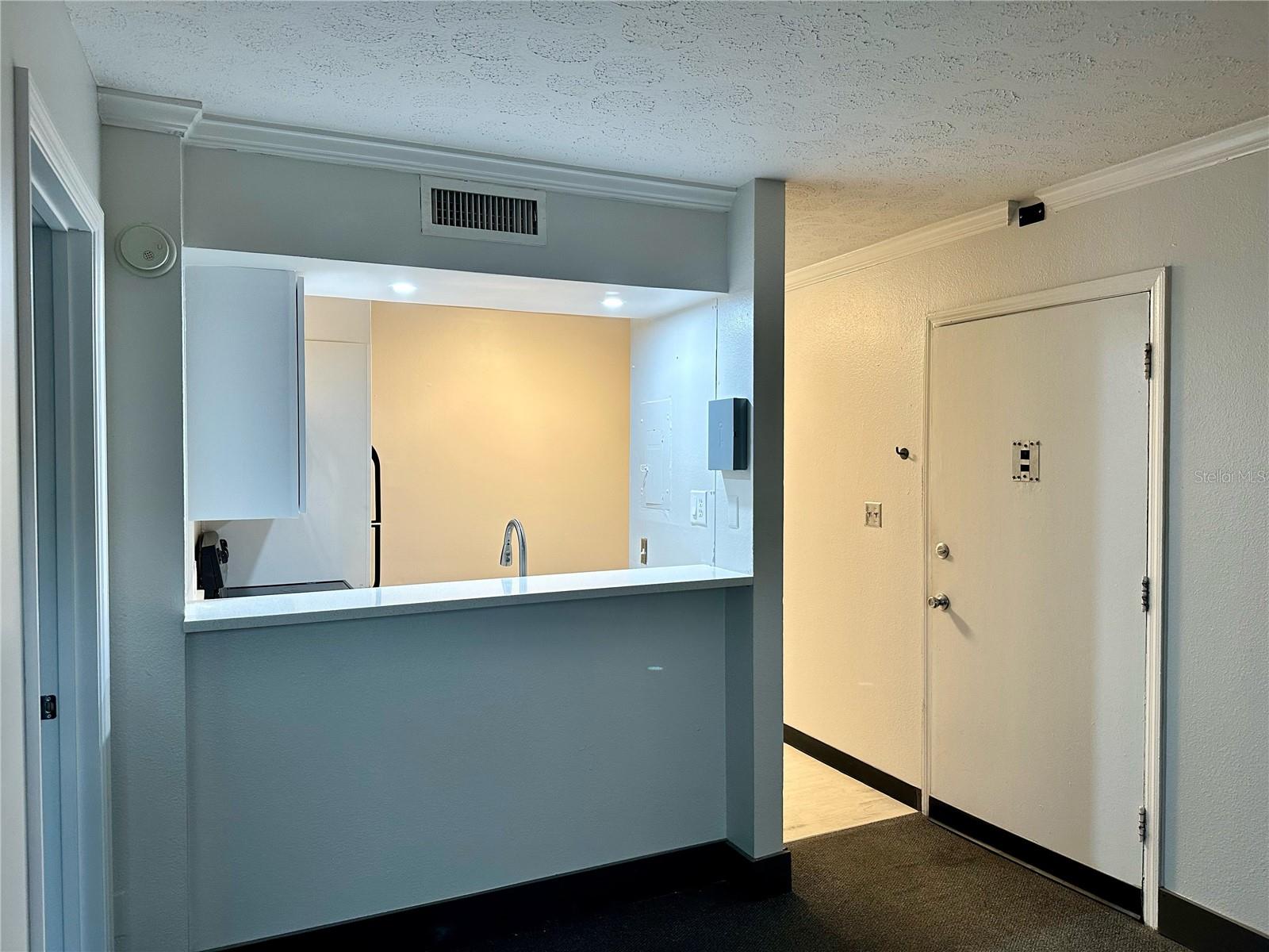 Image 2 of 18 For 435 Wymore Road 201