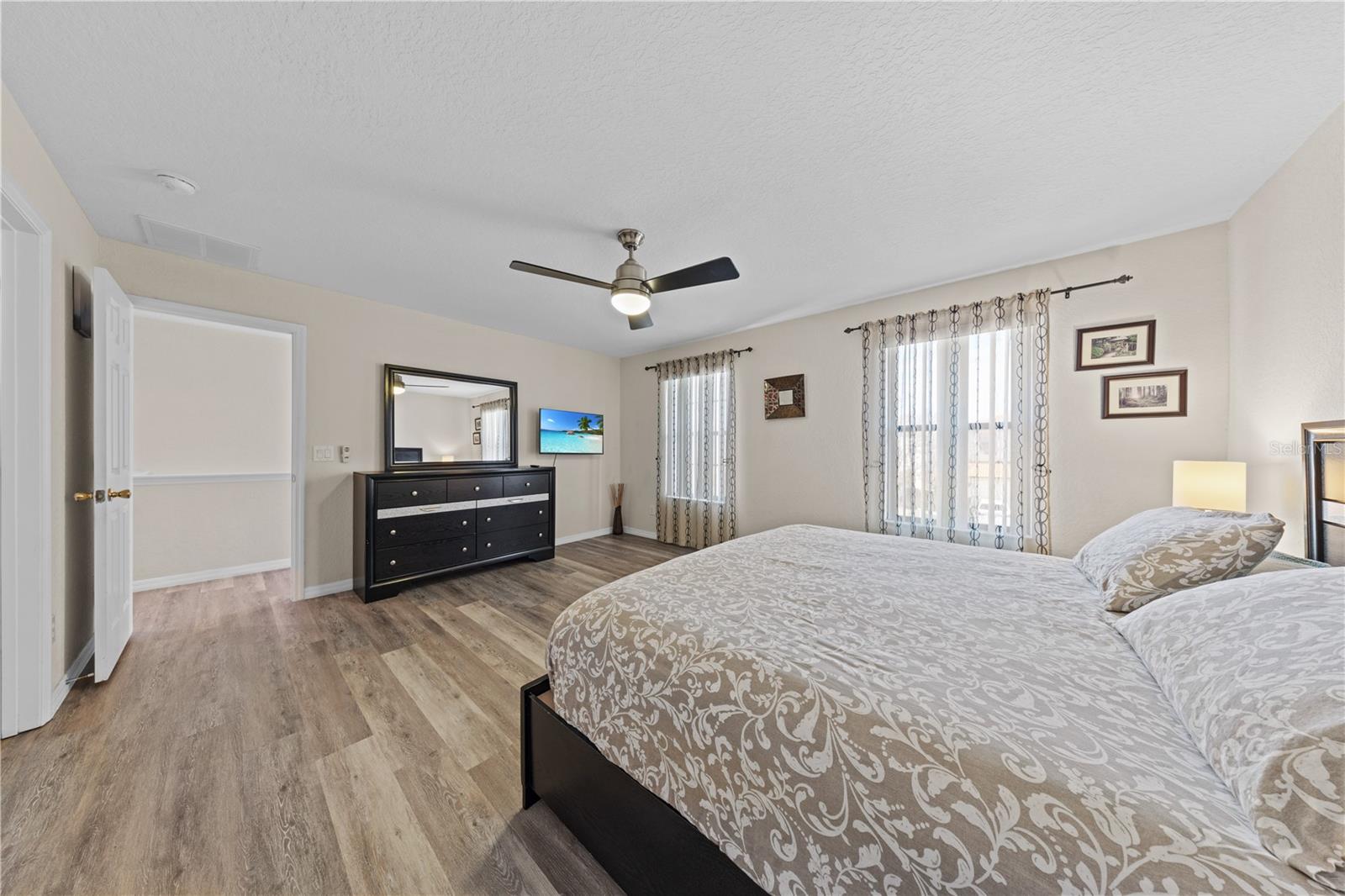 Image 34 of 65 For 114 Summer Place Loop