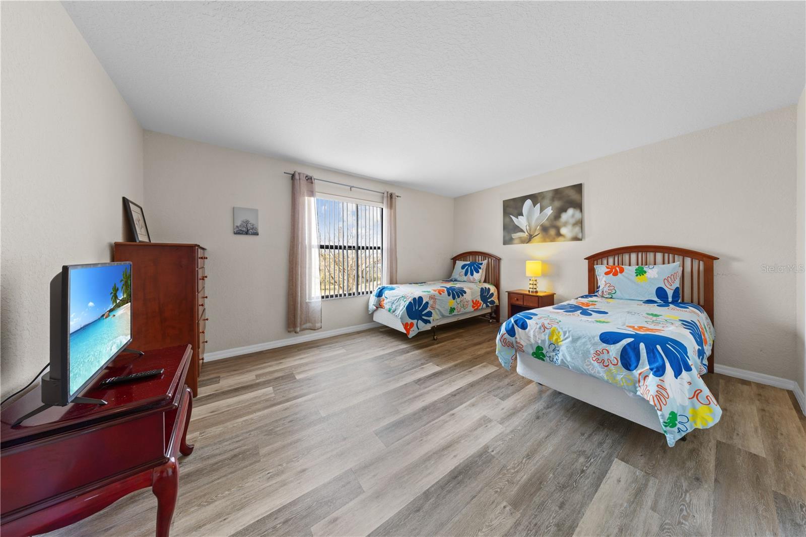 Image 40 of 65 For 114 Summer Place Loop