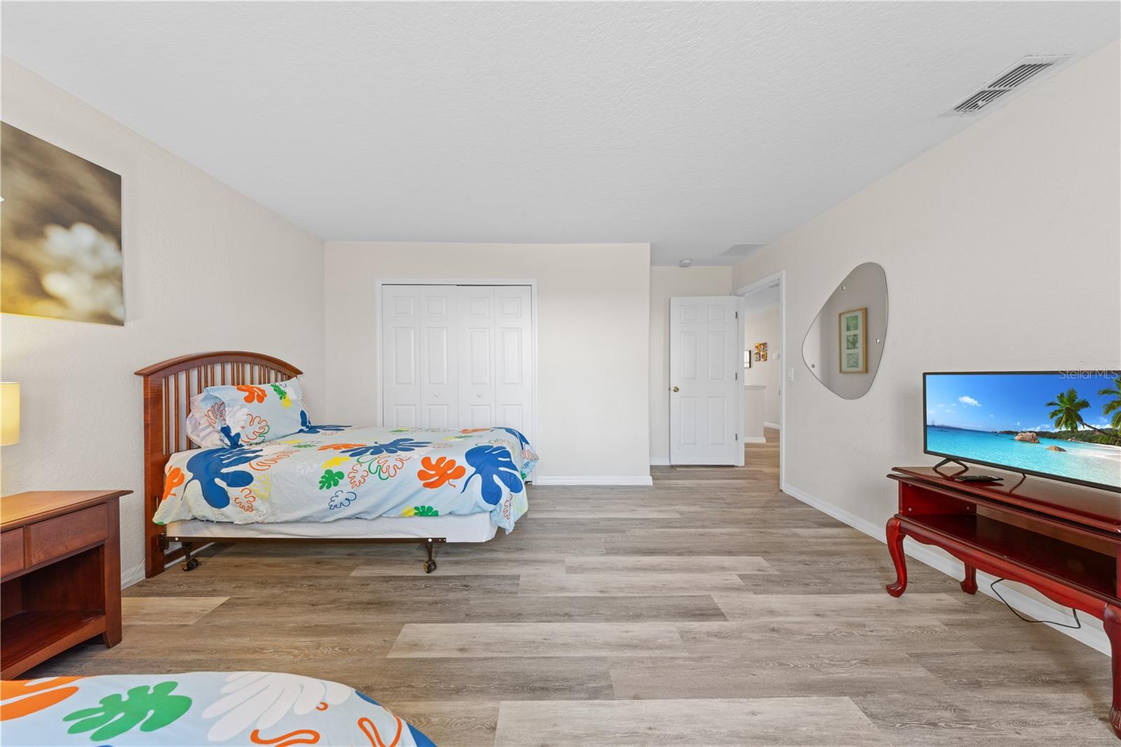 Image 43 of 65 For 114 Summer Place Loop