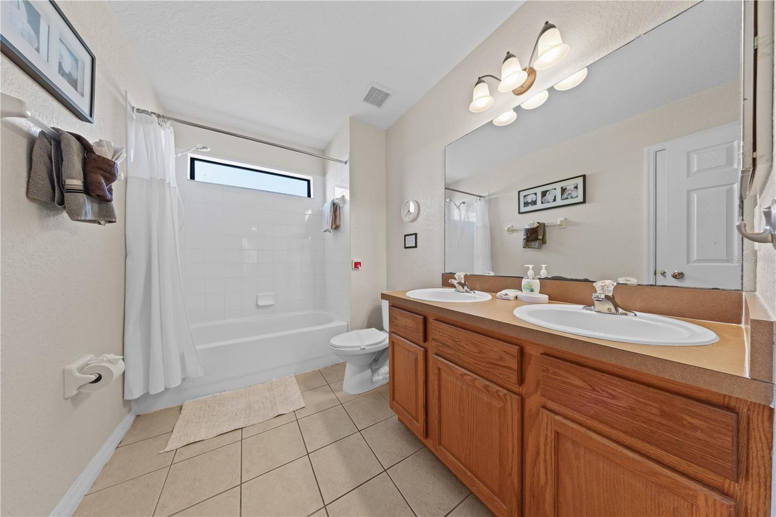 Image 44 of 65 For 114 Summer Place Loop