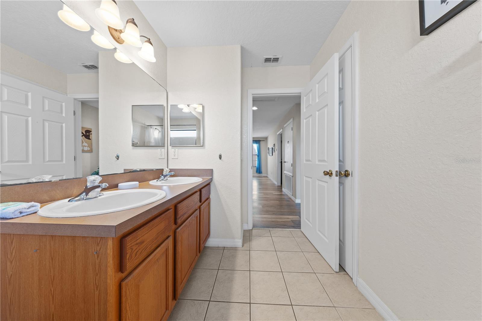 Image 45 of 65 For 114 Summer Place Loop