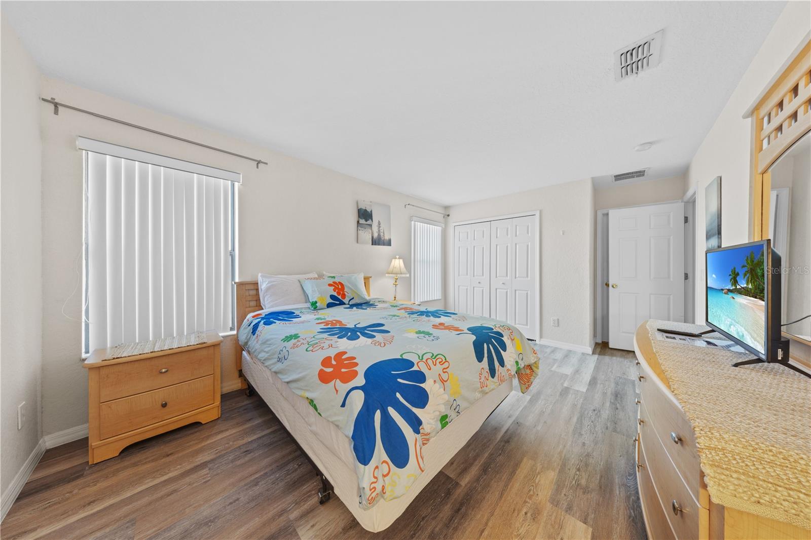 Image 52 of 65 For 114 Summer Place Loop