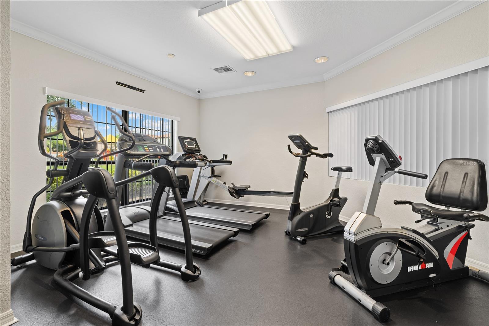 Image 61 of 65 For 114 Summer Place Loop