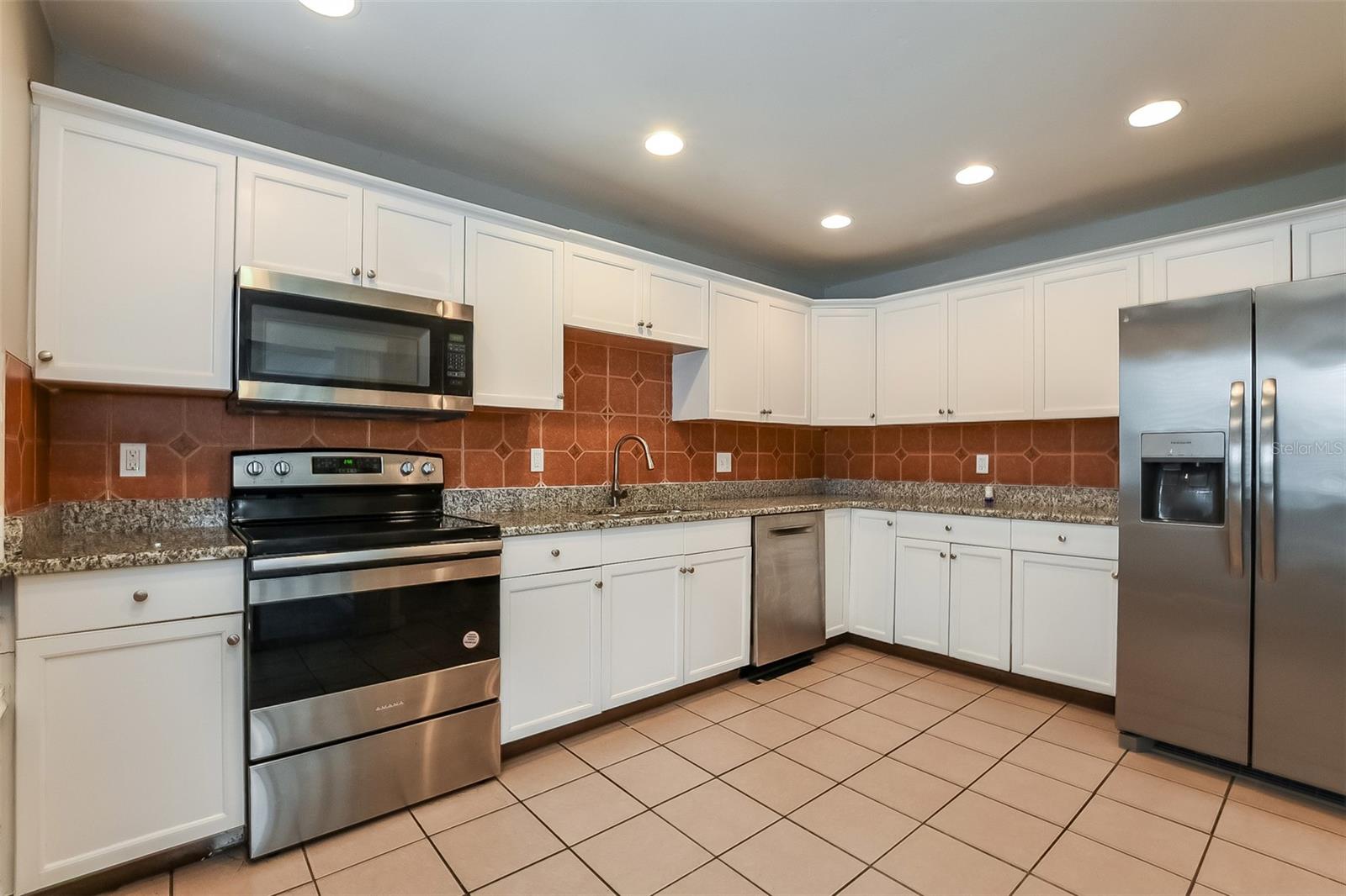 Image 8 of 21 For 5331 Broken Pine Circle