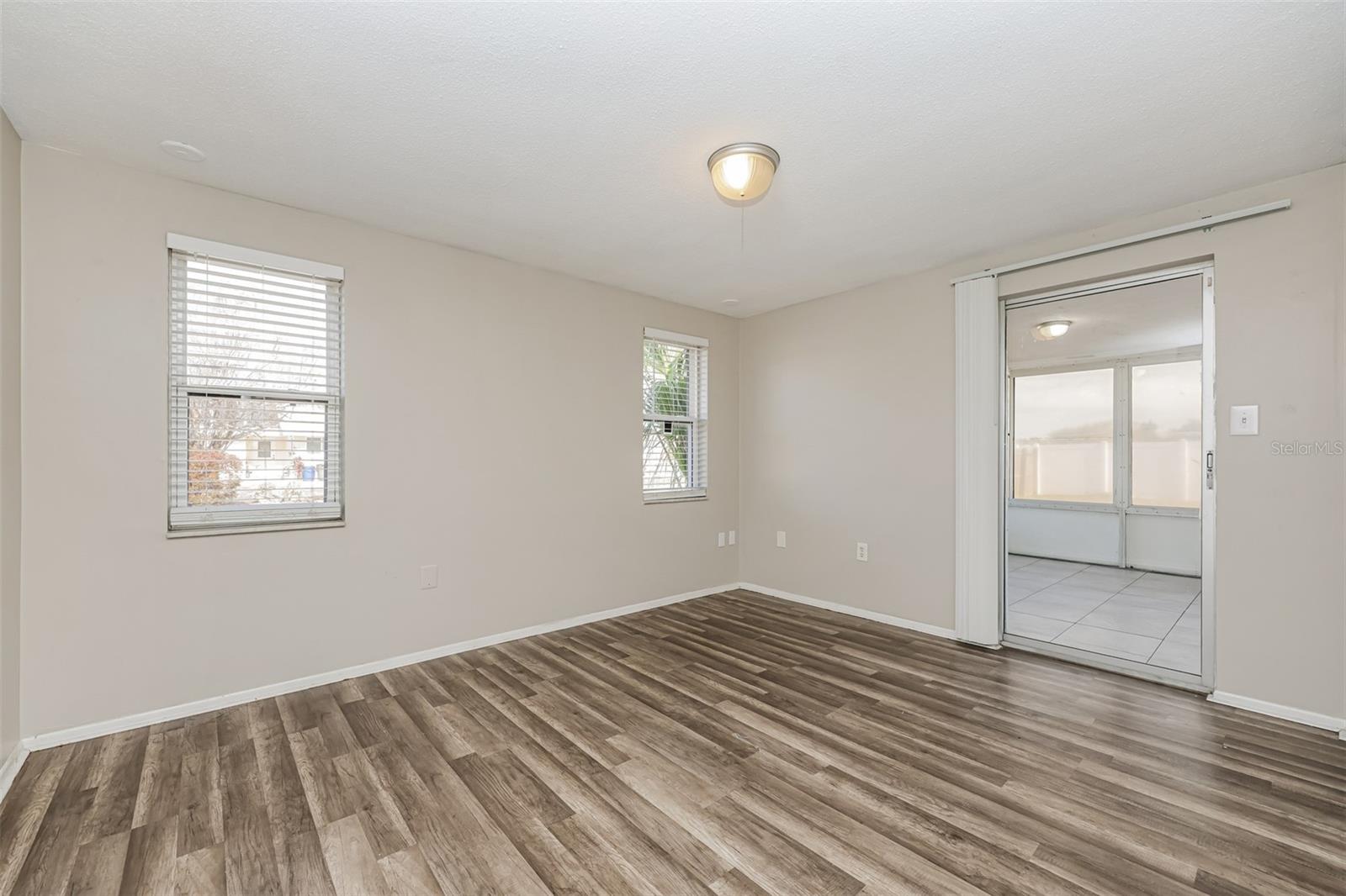 Image 15 of 21 For 9436 Legend Lane