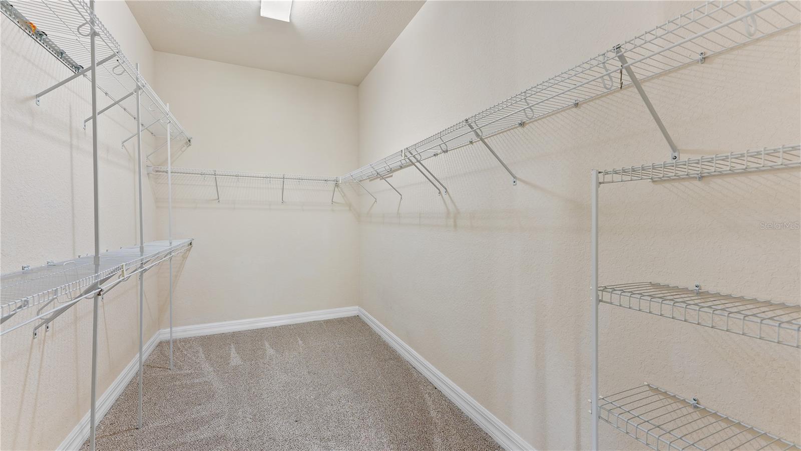 Image 23 of 40 For 10706 Willow Ridge Loop