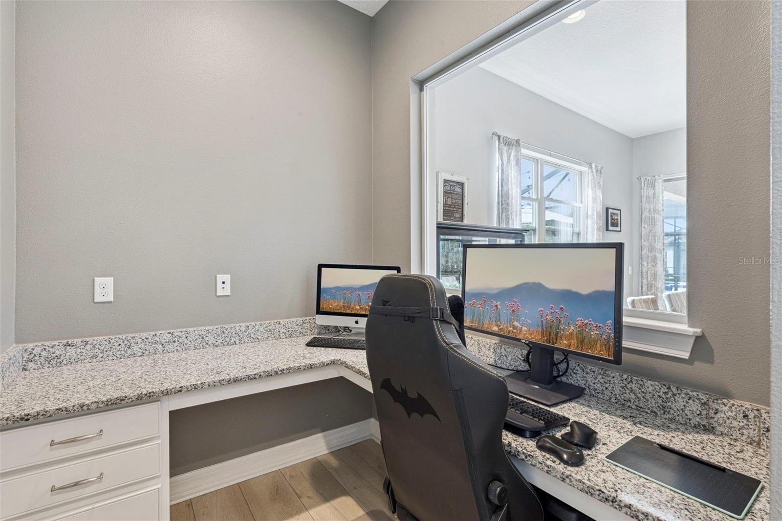 Image 21 of 73 For 10824 Lemon Lake Boulevard