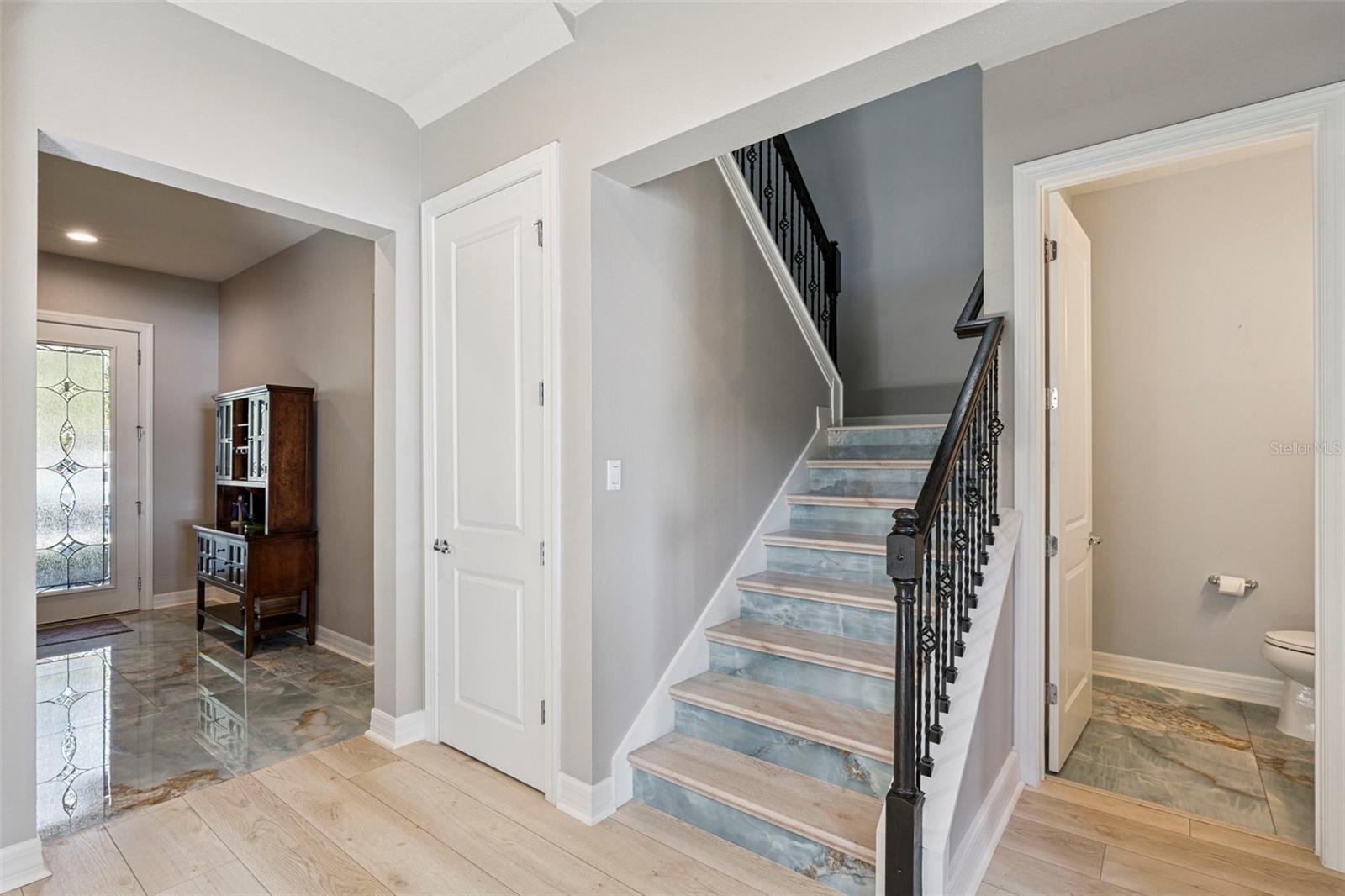 Image 28 of 73 For 10824 Lemon Lake Boulevard