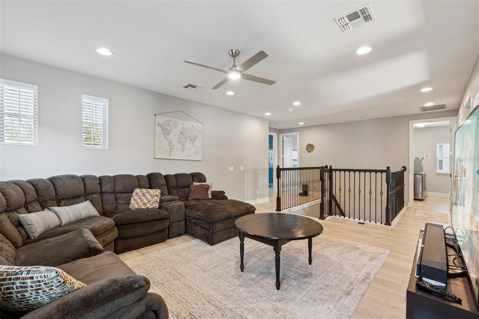 Image 29 of 73 For 10824 Lemon Lake Boulevard