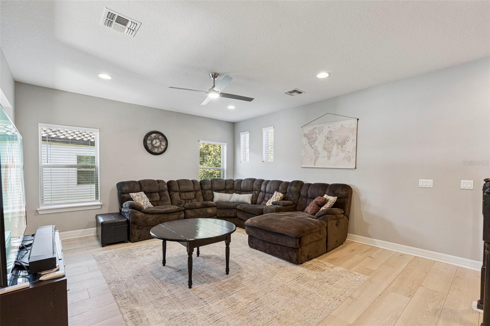 Image 31 of 73 For 10824 Lemon Lake Boulevard