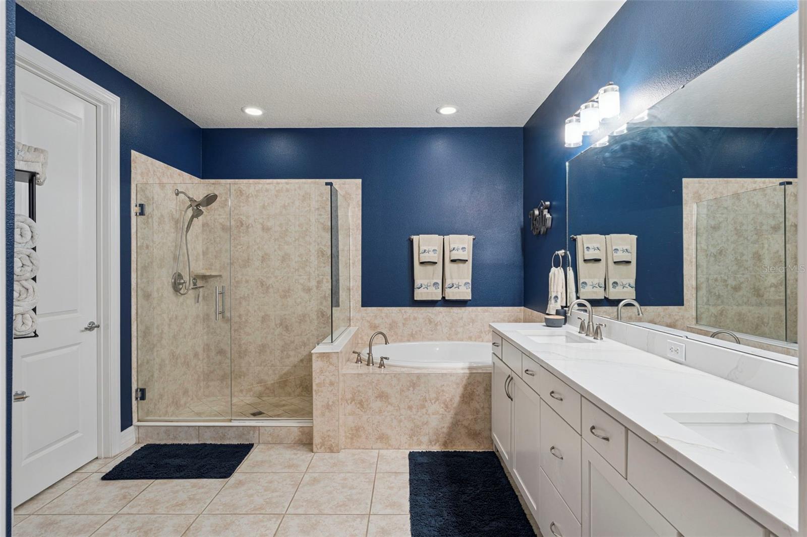 Image 36 of 73 For 10824 Lemon Lake Boulevard