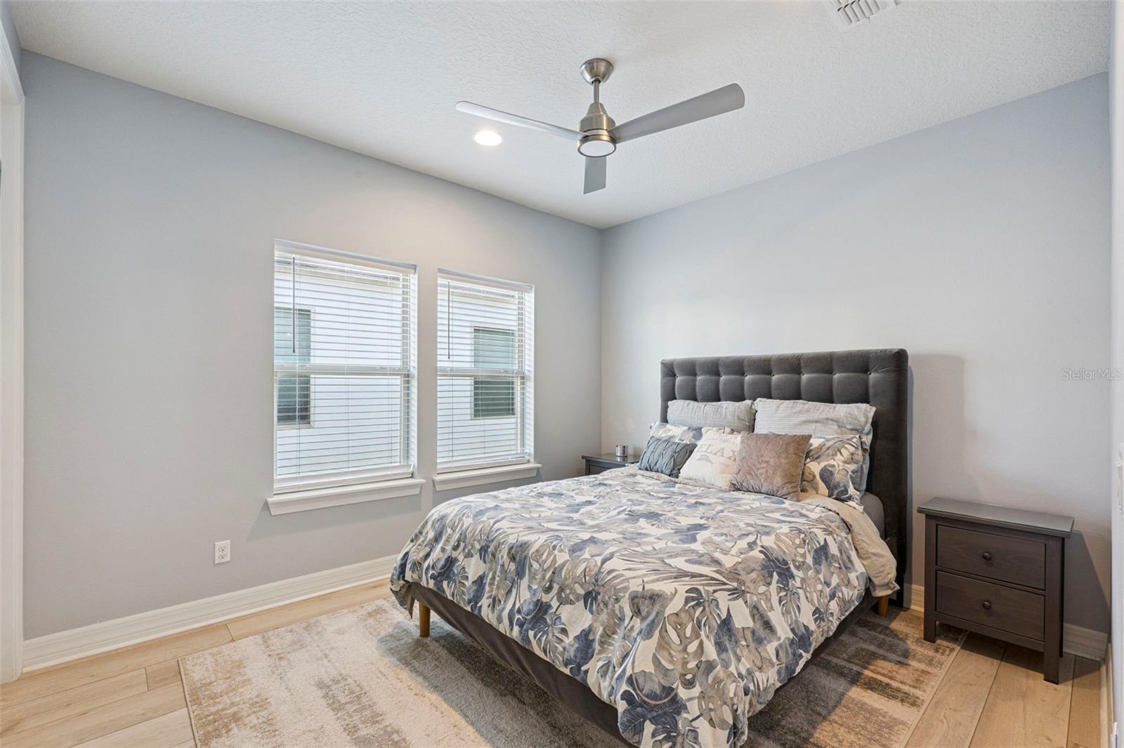 Image 39 of 73 For 10824 Lemon Lake Boulevard