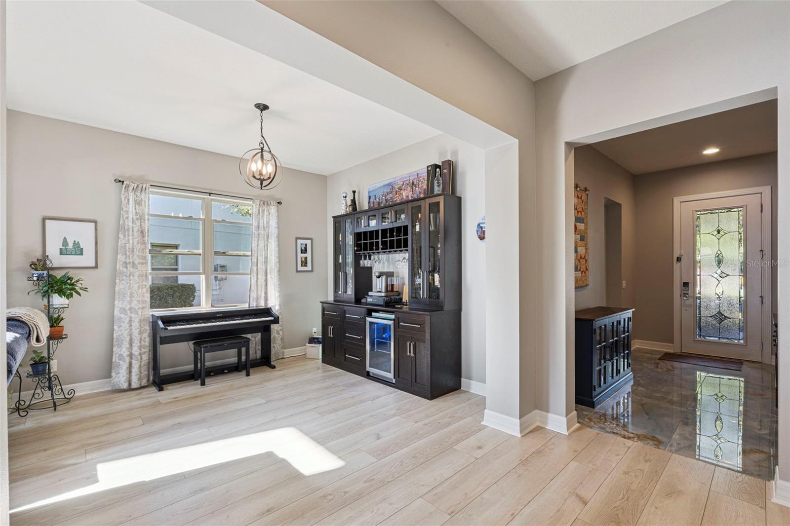 Image 4 of 73 For 10824 Lemon Lake Boulevard