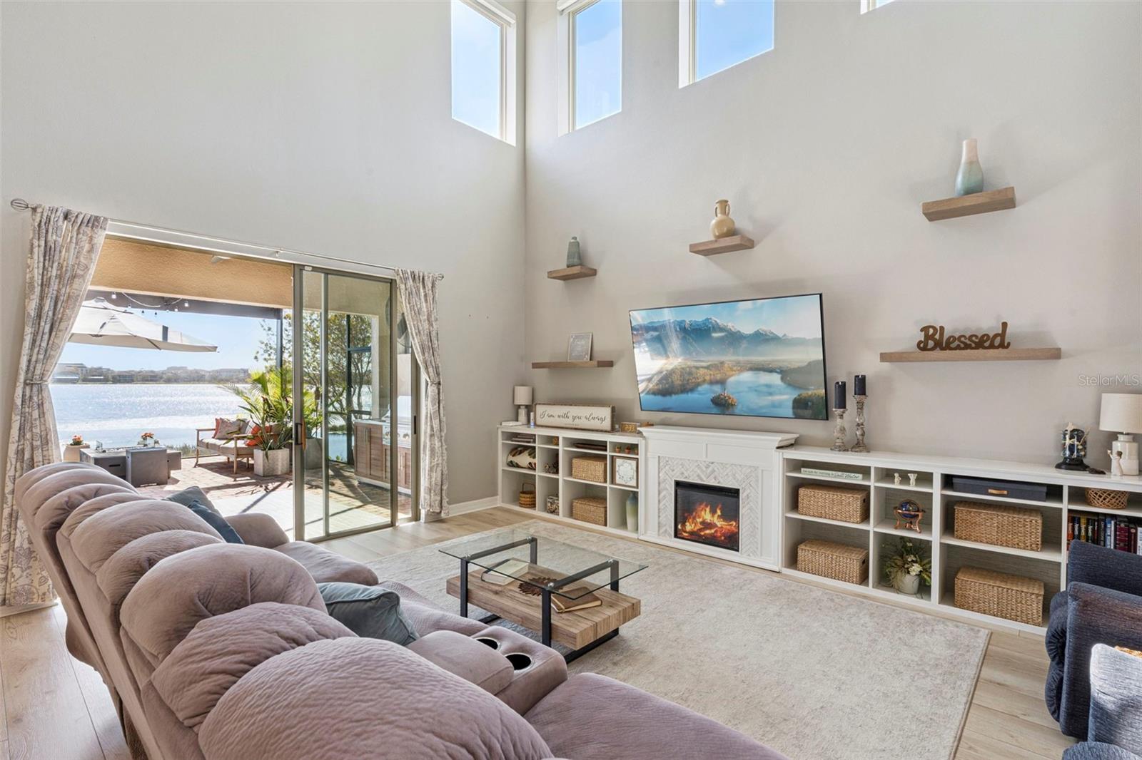 Image 8 of 73 For 10824 Lemon Lake Boulevard