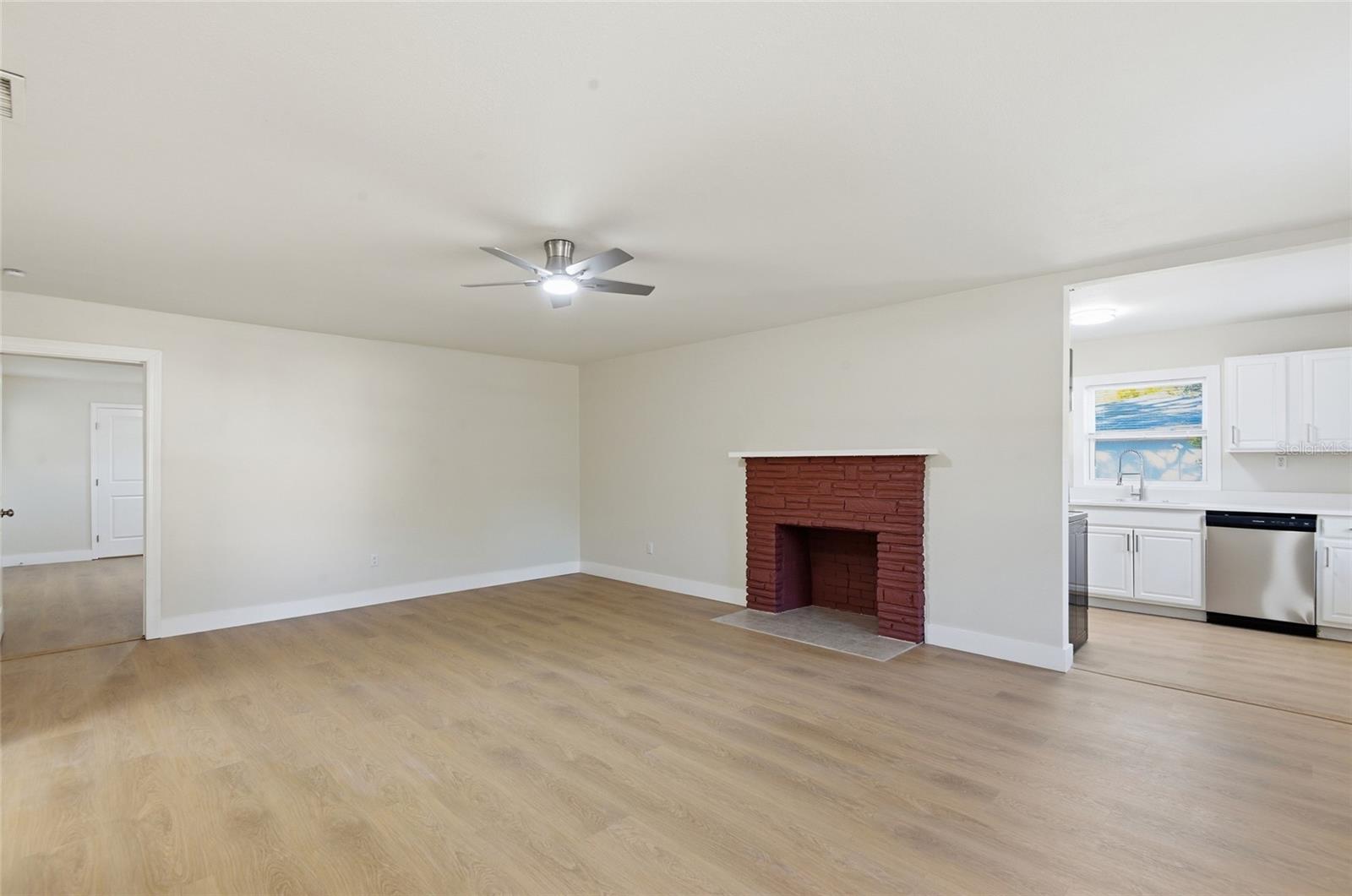 Image 5 of 29 For 845 20th Street